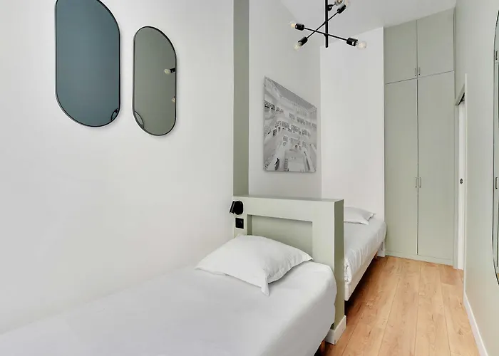 Appartement Spacious -2br 8p- Near Nation Parijs