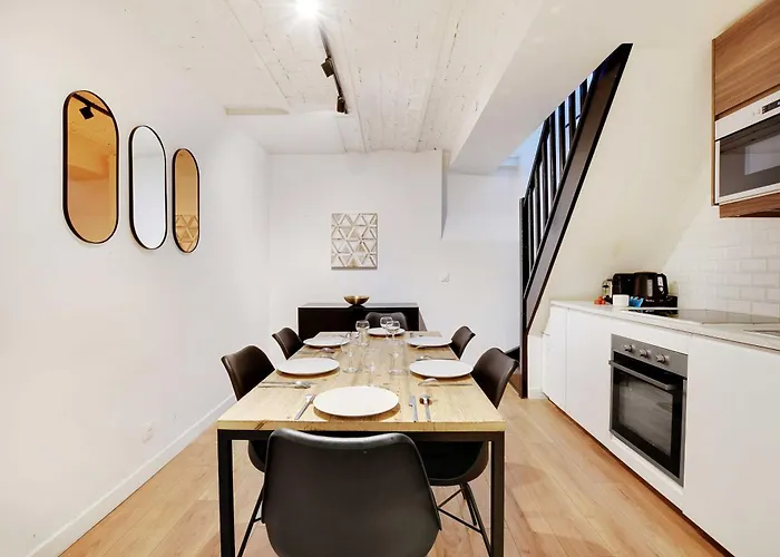 Spacious -2br 8p- Near Nation Parijs