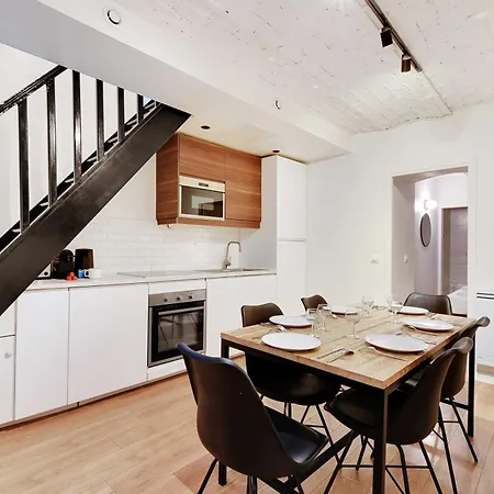 Spacious -2br 8p- Near Nation *