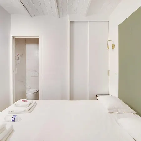 Spacious -2br 8p- Near Nation * Paris