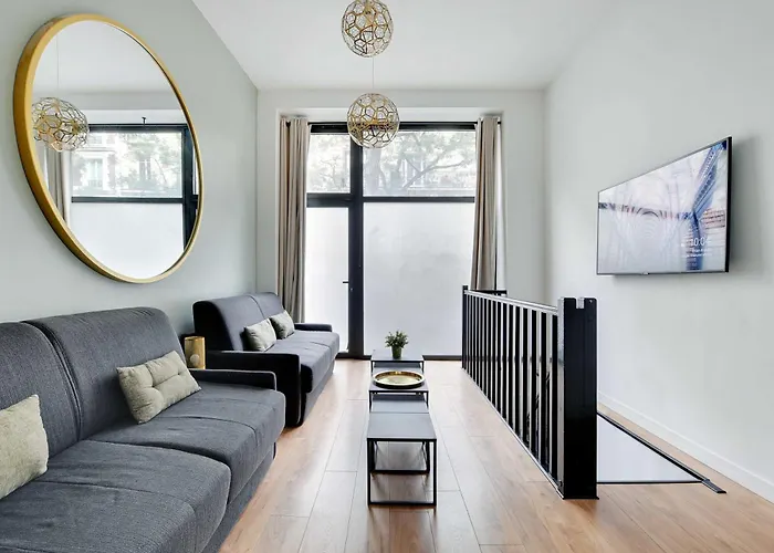 Apartament Spacious -2br 8p- Near Nation