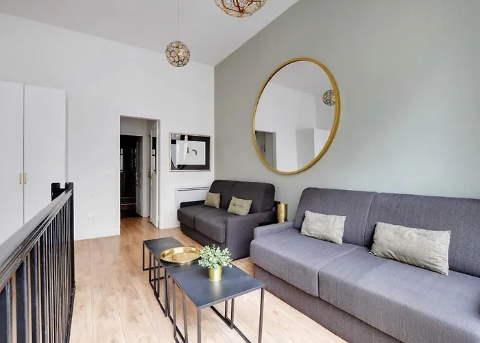 Spacious -2br 8p- Near Nation Apartament *